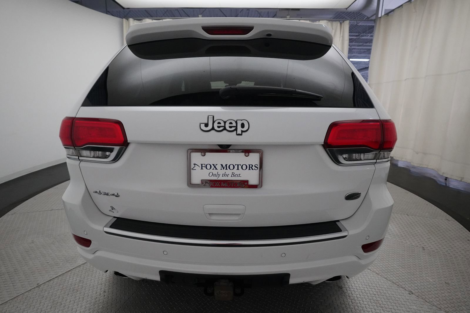 Used 2018 Jeep Grand Cherokee Overland AWD/4WD image 26