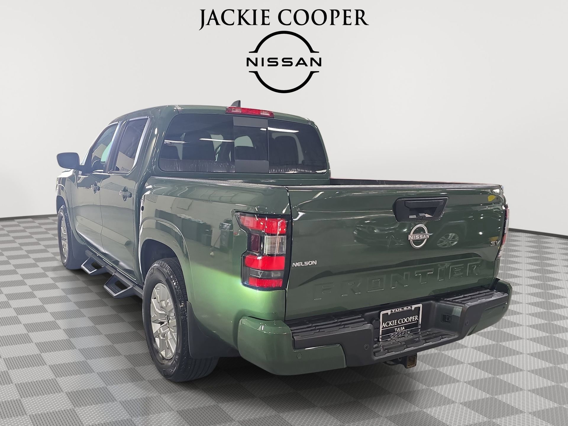 Used 2024 Nissan Frontier SV w/ SV Convenience Package RWD image 7