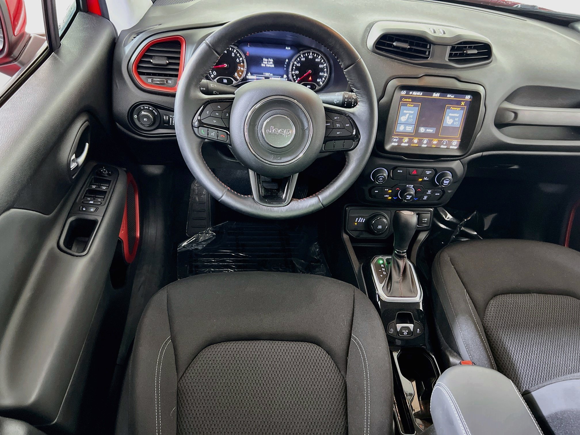 Used 2022 Jeep Renegade Latitude w/ Convenience Group AWD/4WD image 22