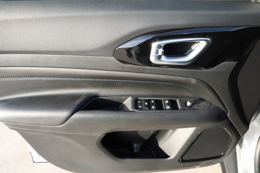 New 2026 Jeep Compass Latitude image 15