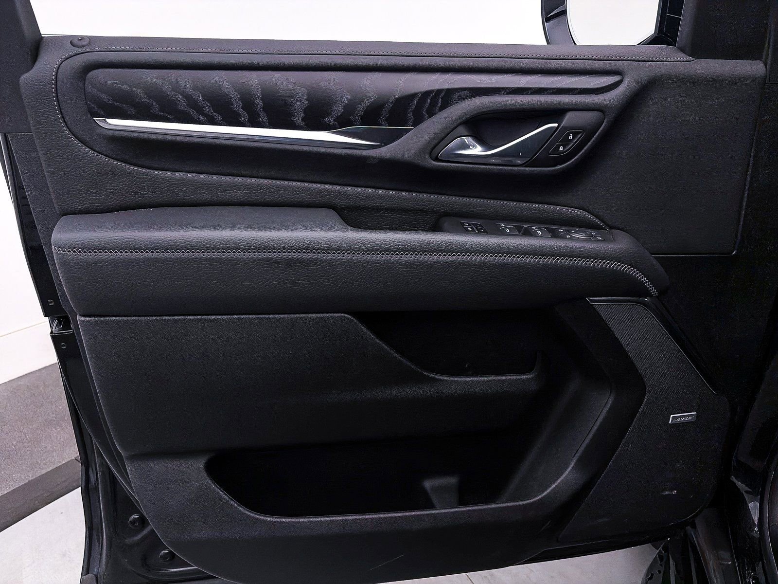 Used 2024 GMC Yukon Denali image 31