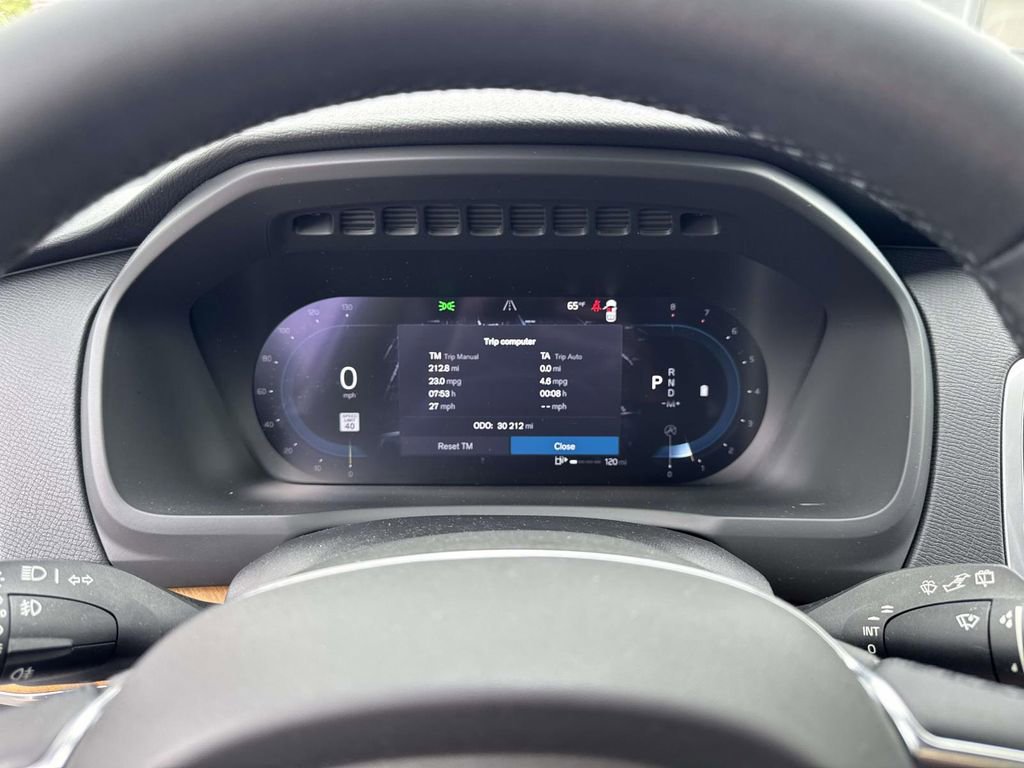 Certified 2023 Volvo XC90 B6 Plus w/ Protection Package AWD/4WD image 26