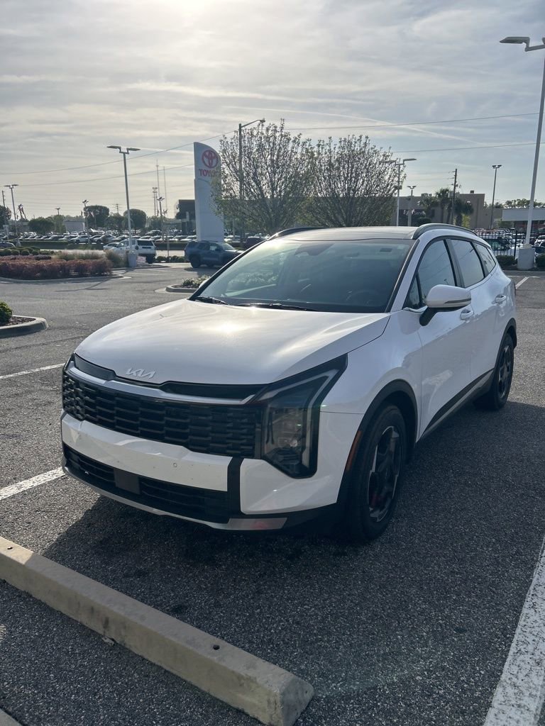 Used 2026 Kia Sportage EX w/ EX Panorama Roof Package image 2