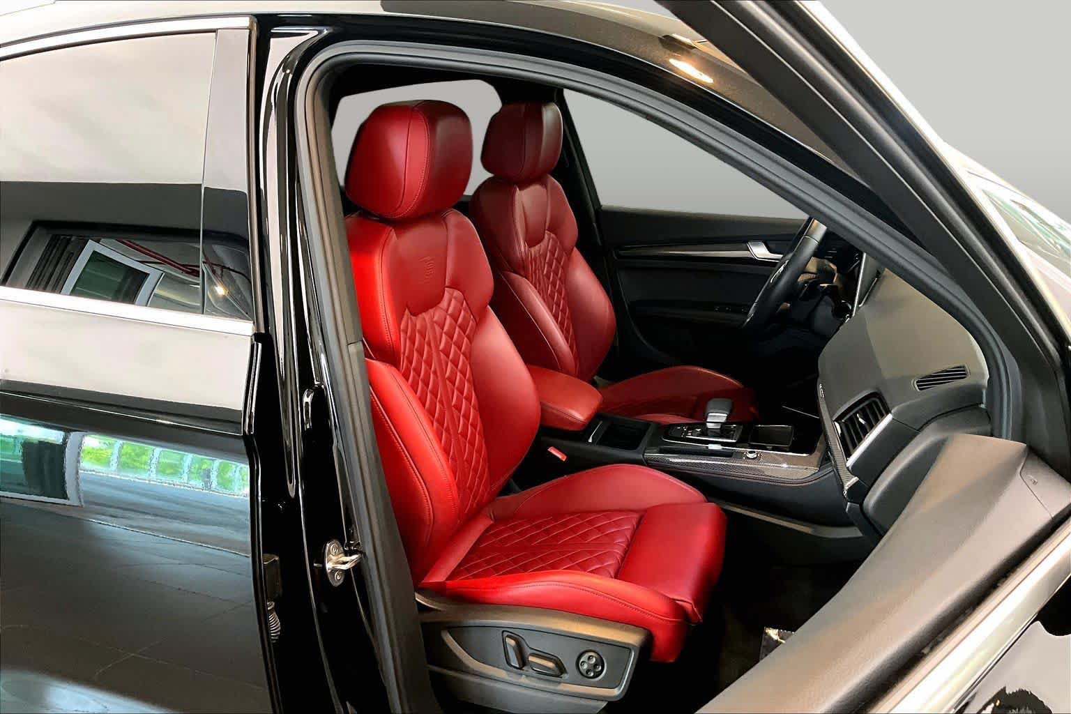 Certified 2024 Audi SQ5 Prestige w/ Prestige Package AWD/4WD image 9