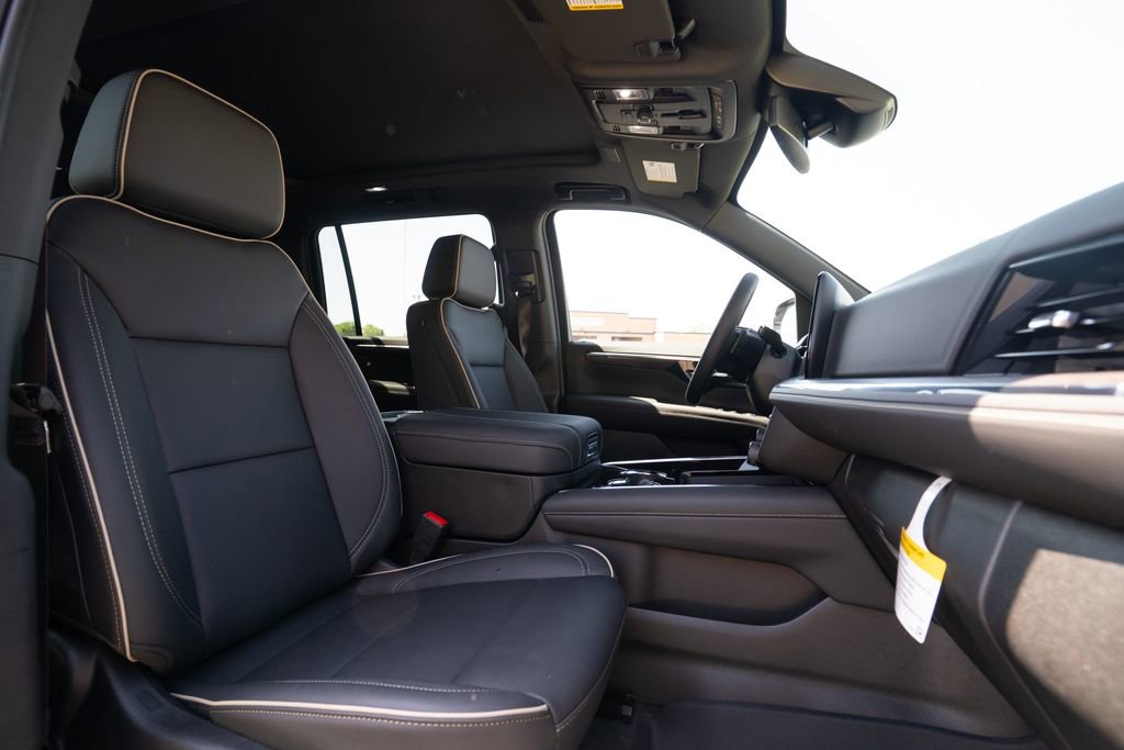 New 2025 Chevrolet Suburban Premier w/ Sun And Tow Package image 13