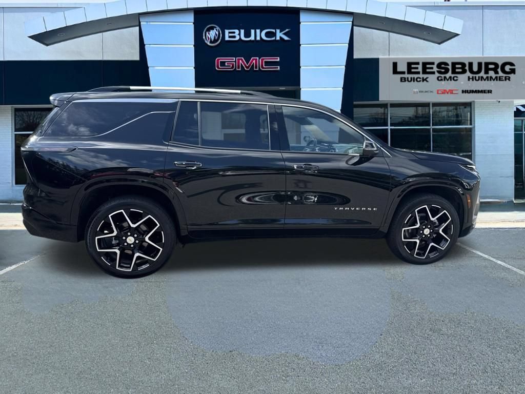Used 2026 Chevrolet Traverse High Country w/ LPO, Floor Liner Package AWD/4WD image 8