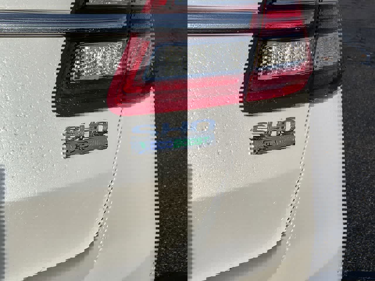 Used 2015 Ford Taurus SHO w/ Equipment Group 401A image 41