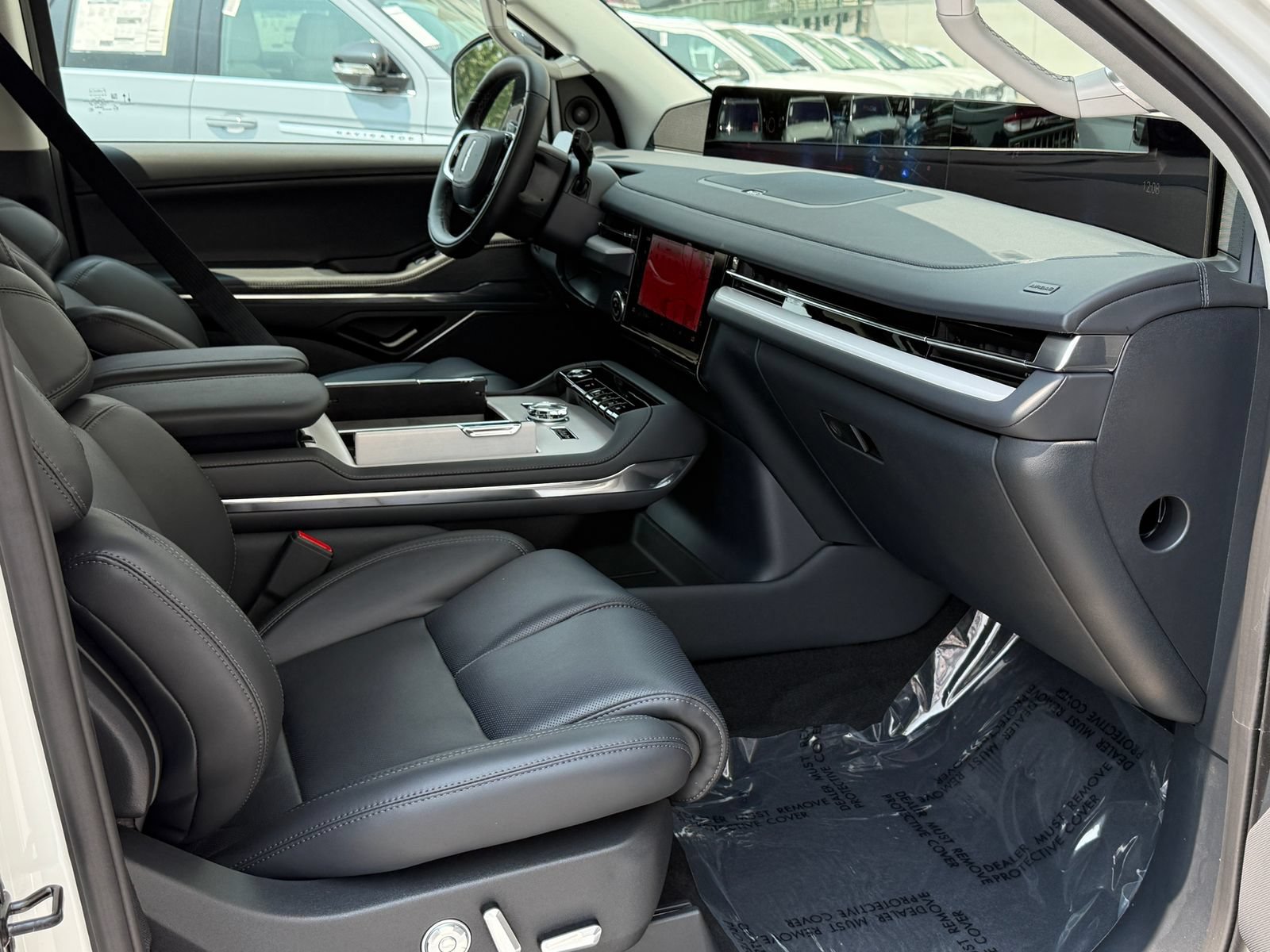 New 2027 Lincoln Navigator Premiere AWD/4WD image 11