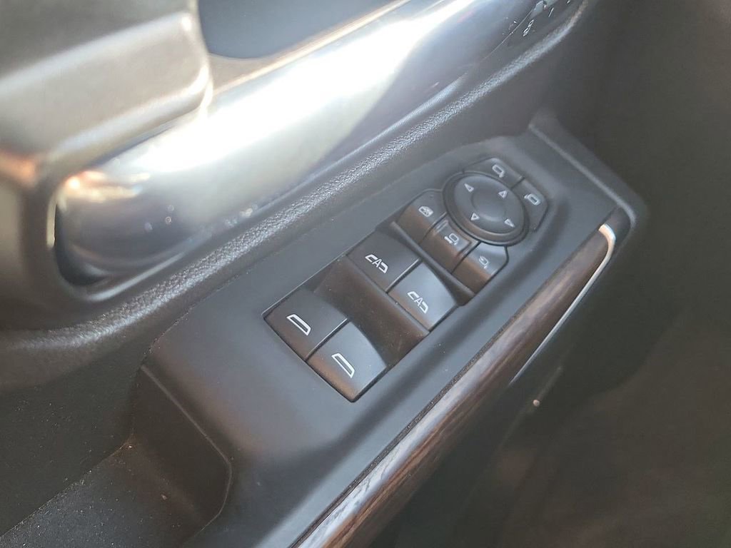 Used 2023 Chevrolet Silverado 3500 High Country image 30