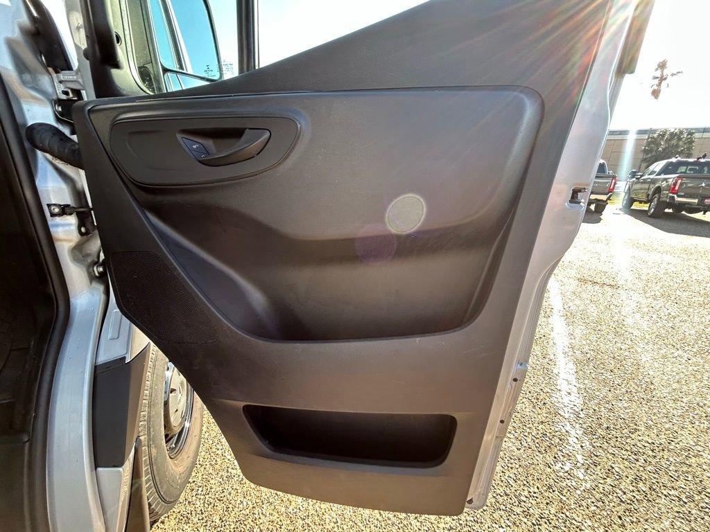 Used 2021 Mercedes-Benz Sprinter 144 Cargo image 21
