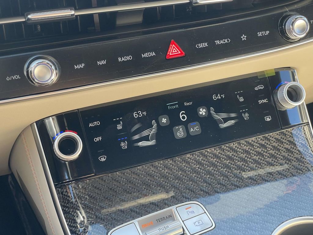 New 2026 Genesis GV70 3.5T Sport Prestige AWD/4WD image 16