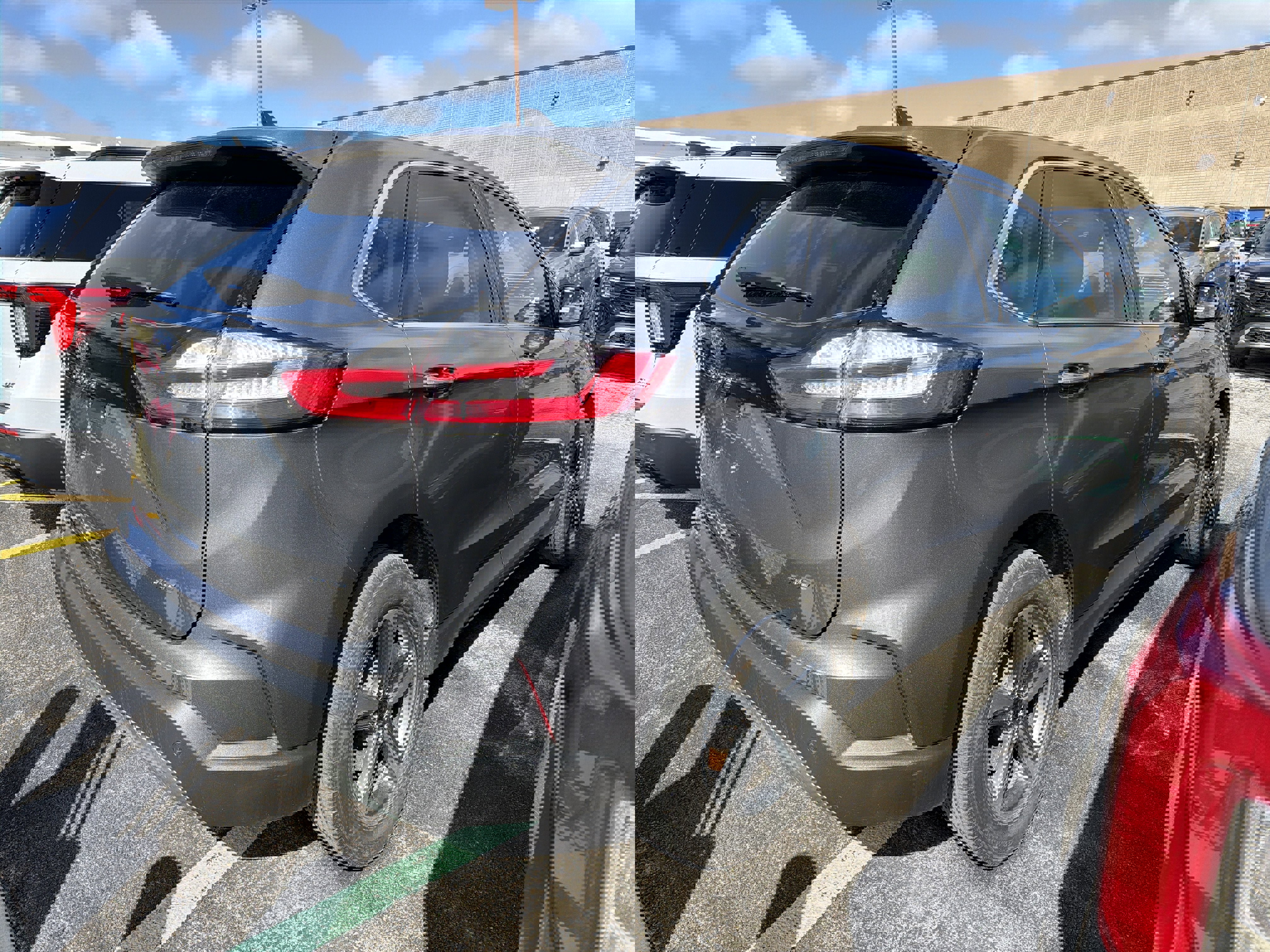 Used 2023 Ford Edge SEL image 6