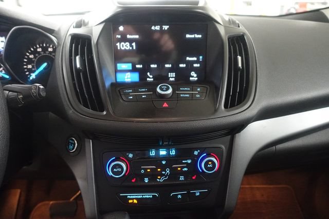 Used 2019 Ford Escape SE FWD image 15