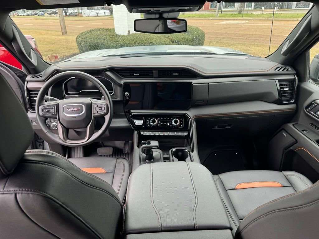 Used 2025 GMC Sierra 1500 AT4 image 11