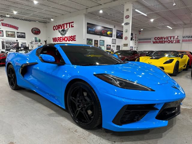 Used 2021 Chevrolet Corvette Stingray Coupe w/ Engine Appearance Package RWD image 26
