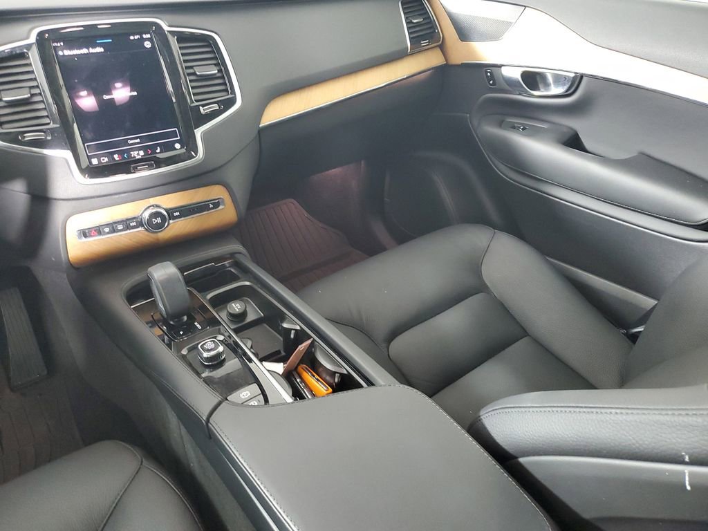 Certified 2023 Volvo XC90 B5 Plus w/ Protection Package Premier AWD/4WD image 18
