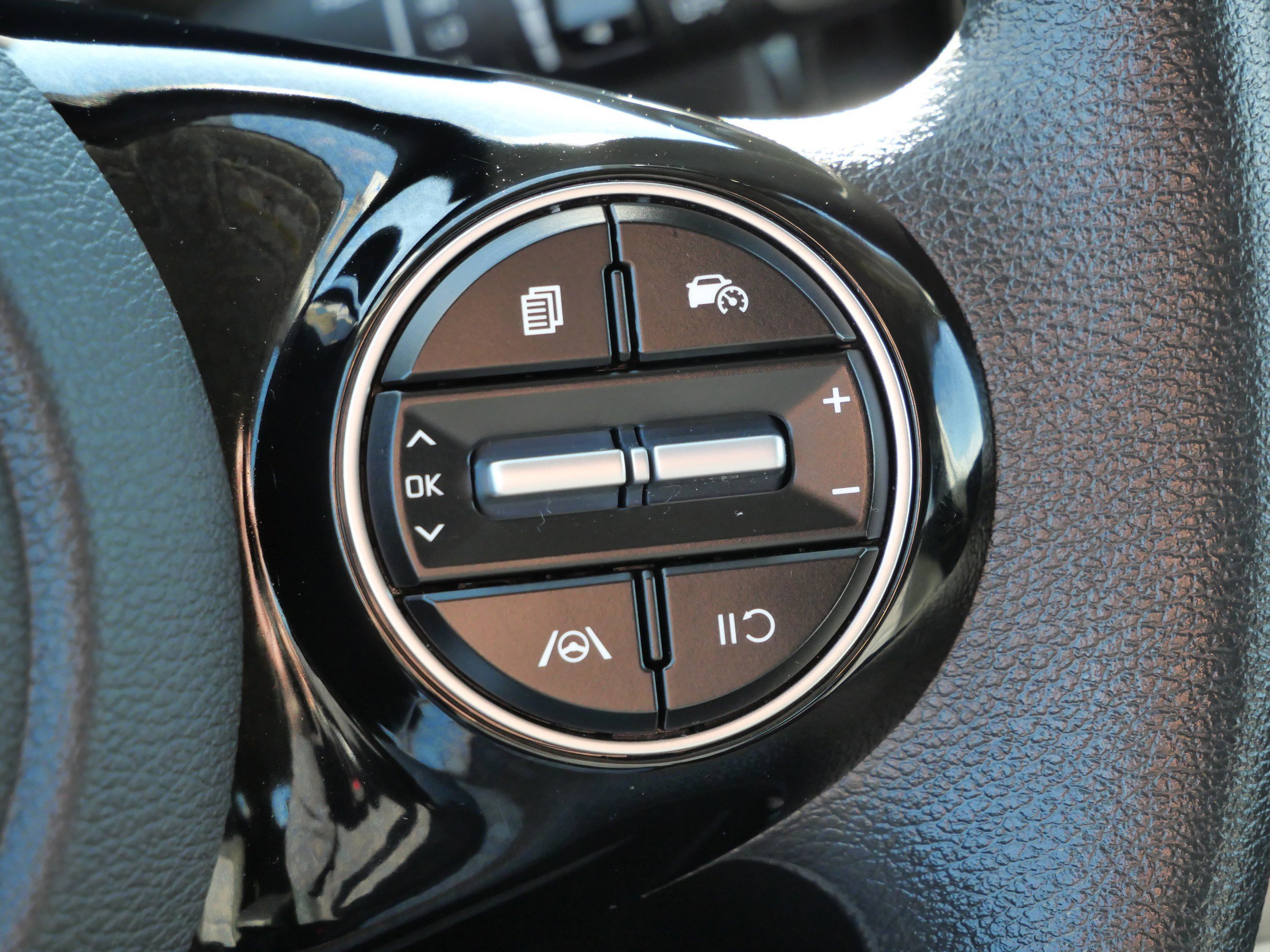 Used 2023 Kia Soul S image 31