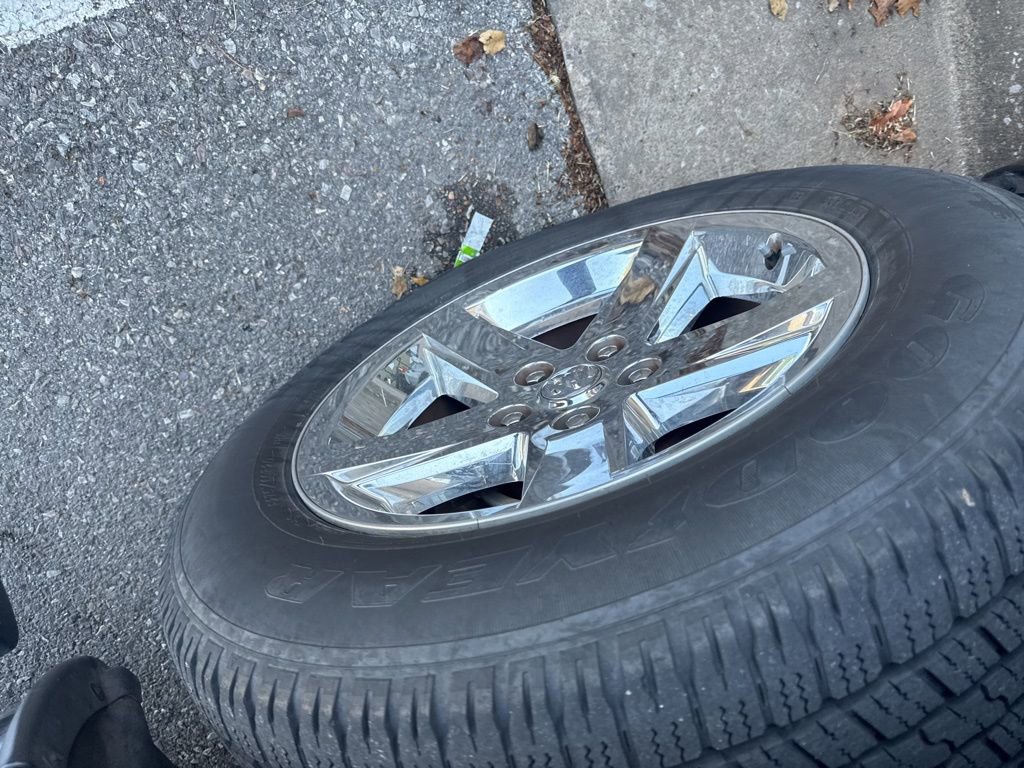 Used 2014 RAM 1500 Express image 6