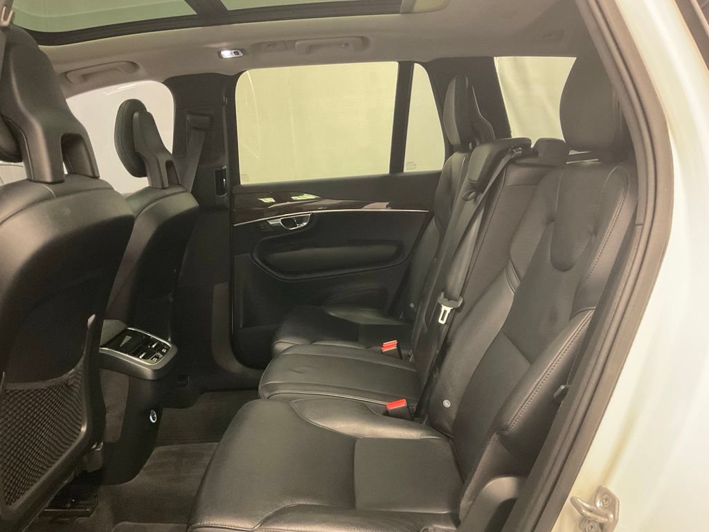 Used 2016 Volvo XC90 T6 Momentum w/ Momentum Plus Package AWD/4WD image 35