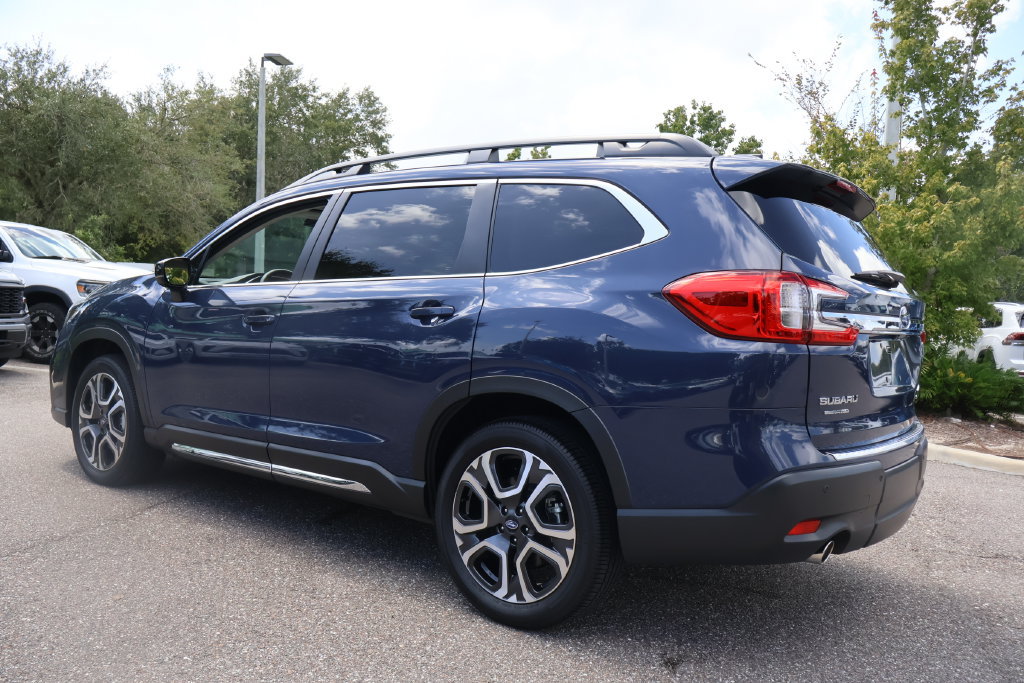 Certified 2025 Subaru Ascent Limited AWD/4WD image 6