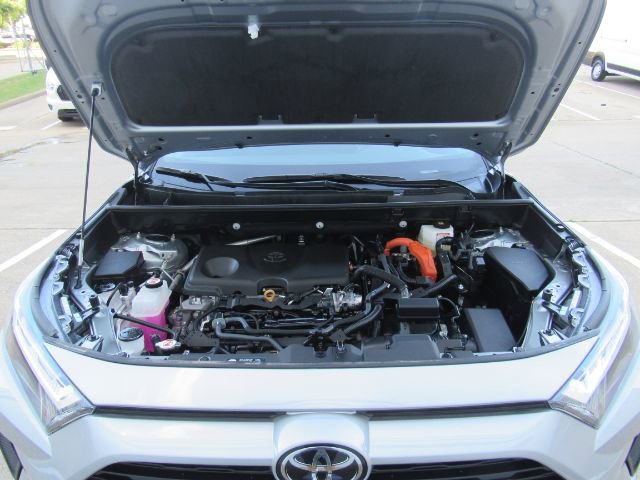 Used 2025 Toyota RAV4 LE image 46