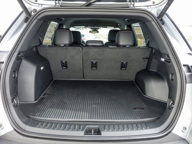 New 2026 Chevrolet Equinox ACTIV w/ LPO, Floor Liner Package image 8