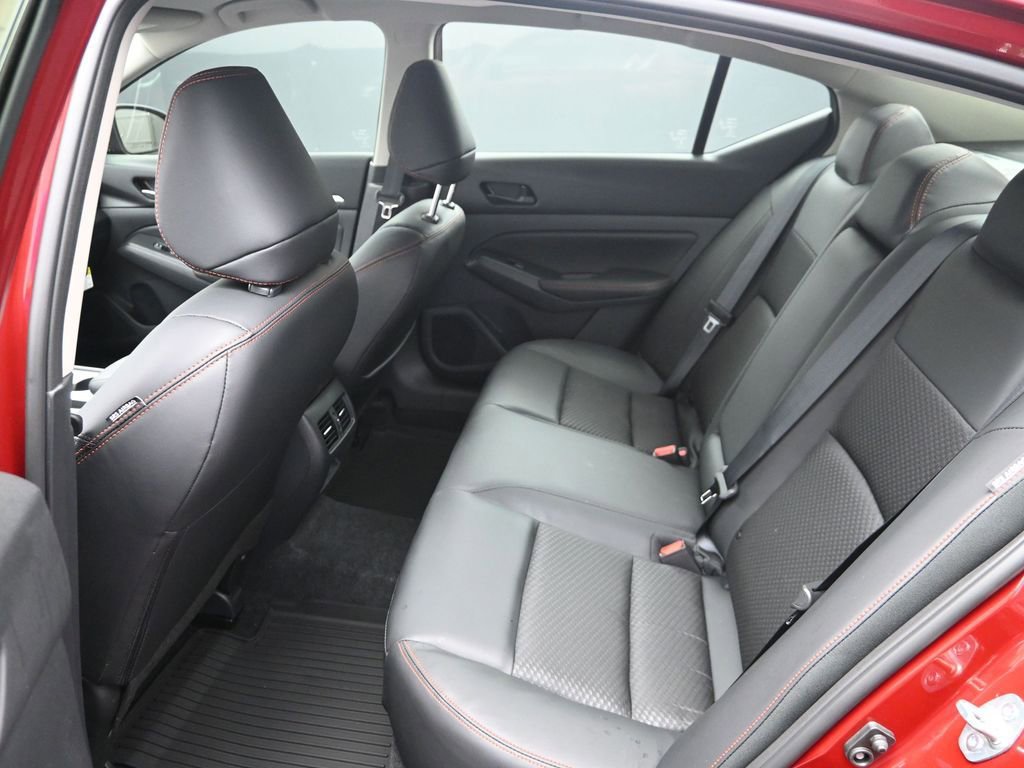 New 2026 Nissan Altima 2.5 SR image 12