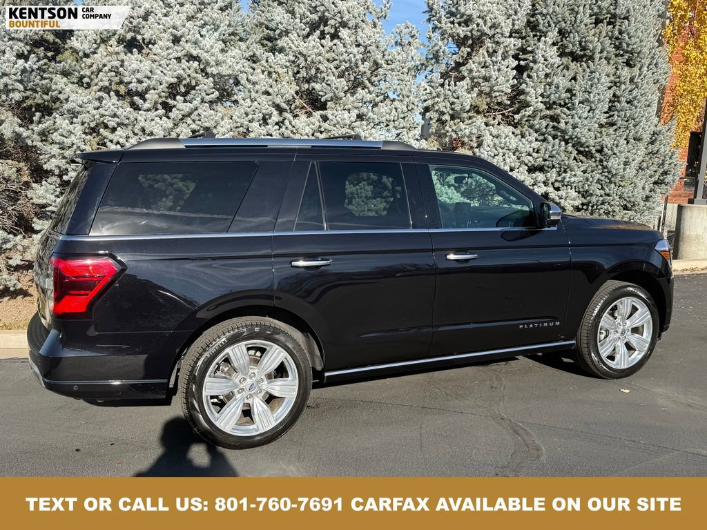 Used 2024 Ford Expedition Platinum image 11