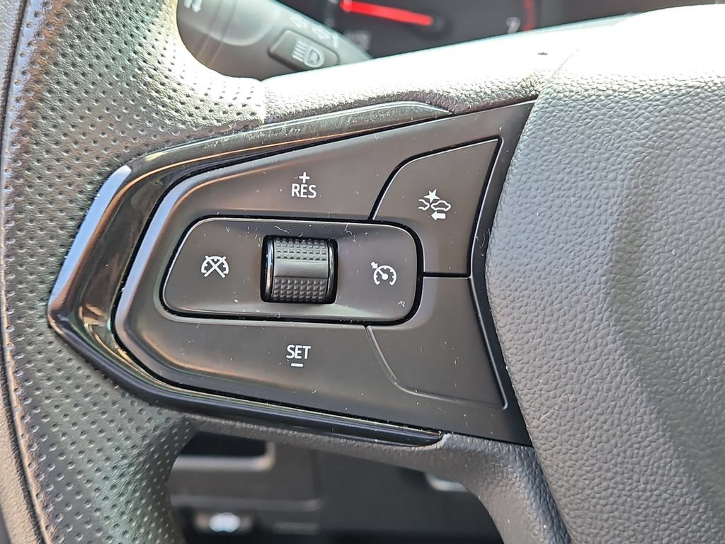 Used 2023 Chevrolet TrailBlazer LT w/ Convenience Package AWD/4WD image 25