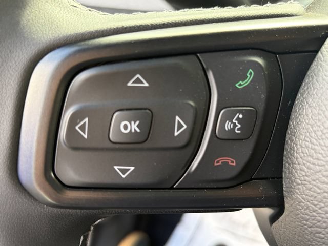 New 2025 Jeep Gladiator Sport AWD/4WD image 21