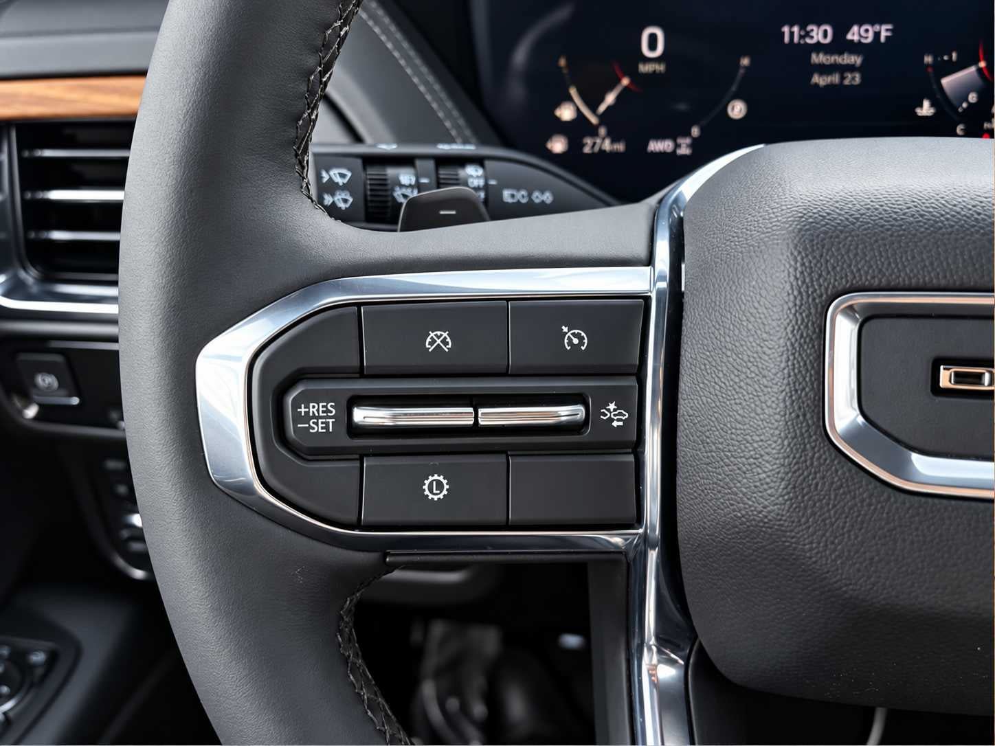 Used 2025 GMC Yukon XL Denali AWD/4WD image 19