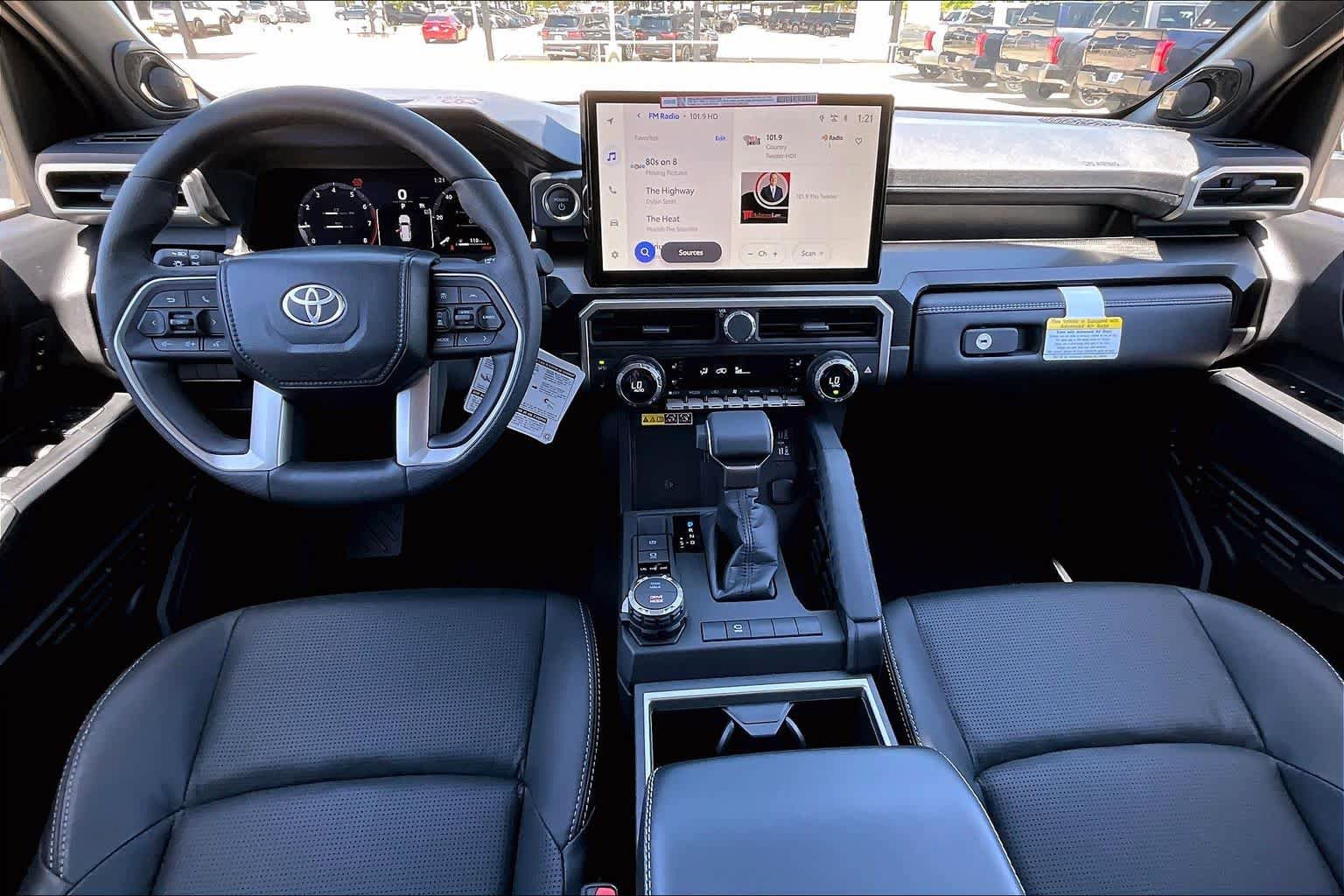 New 2026 Toyota 4Runner Limited AWD/4WD image 5
