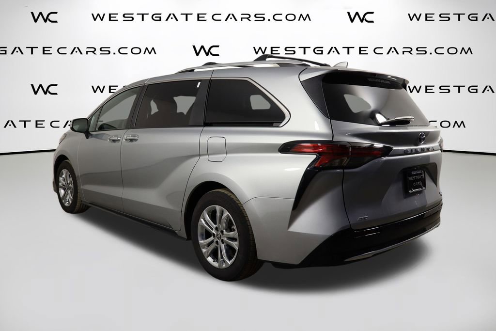 Used 2024 Toyota Sienna Platinum image 52
