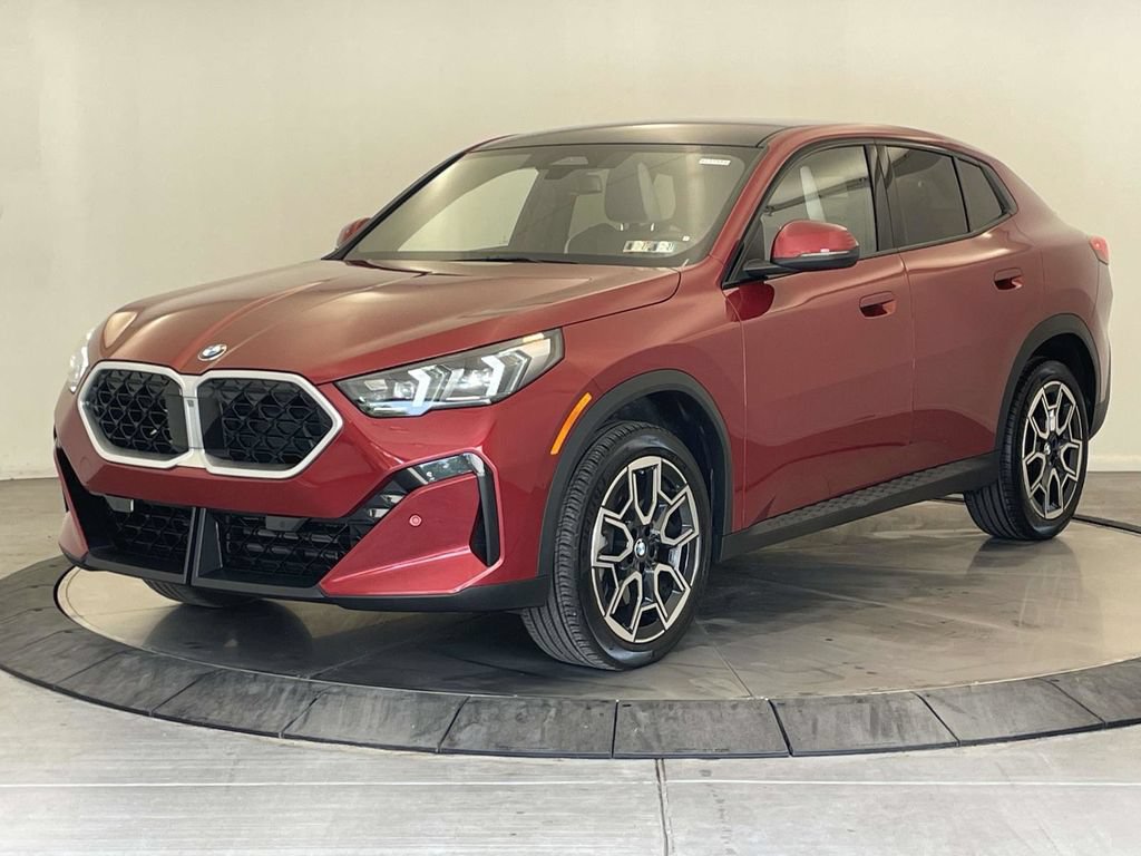 Used 2026 BMW X2 xDrive28i w/ Convenience Package AWD/4WD image 1