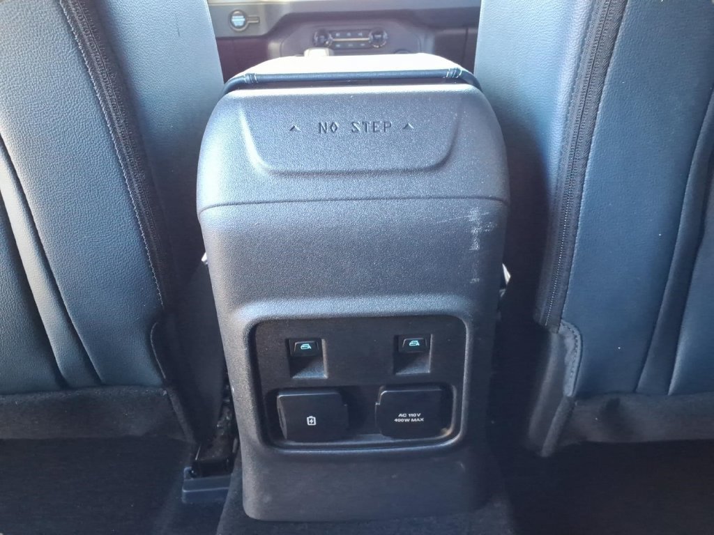 Certified 2024 Ford Bronco Outer Banks AWD/4WD image 18