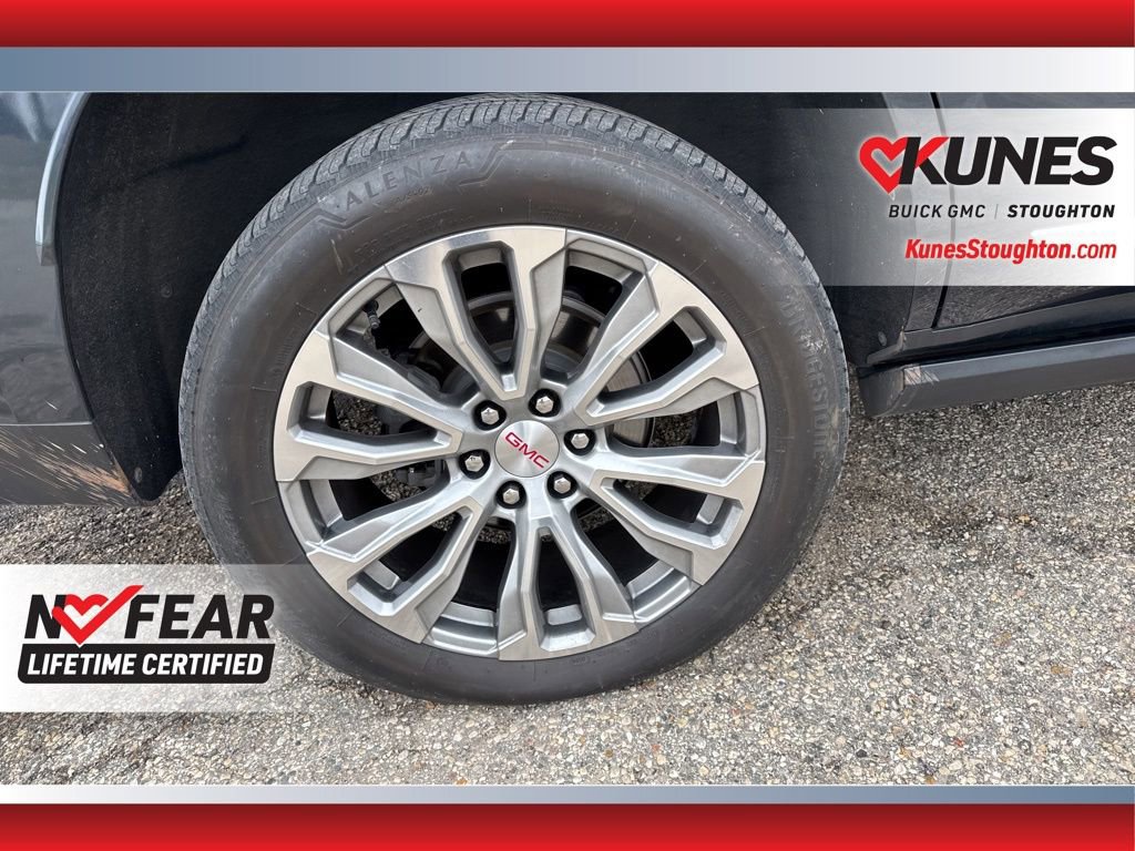 Used 2021 GMC Yukon Denali w/ Denali Premium Package image 14