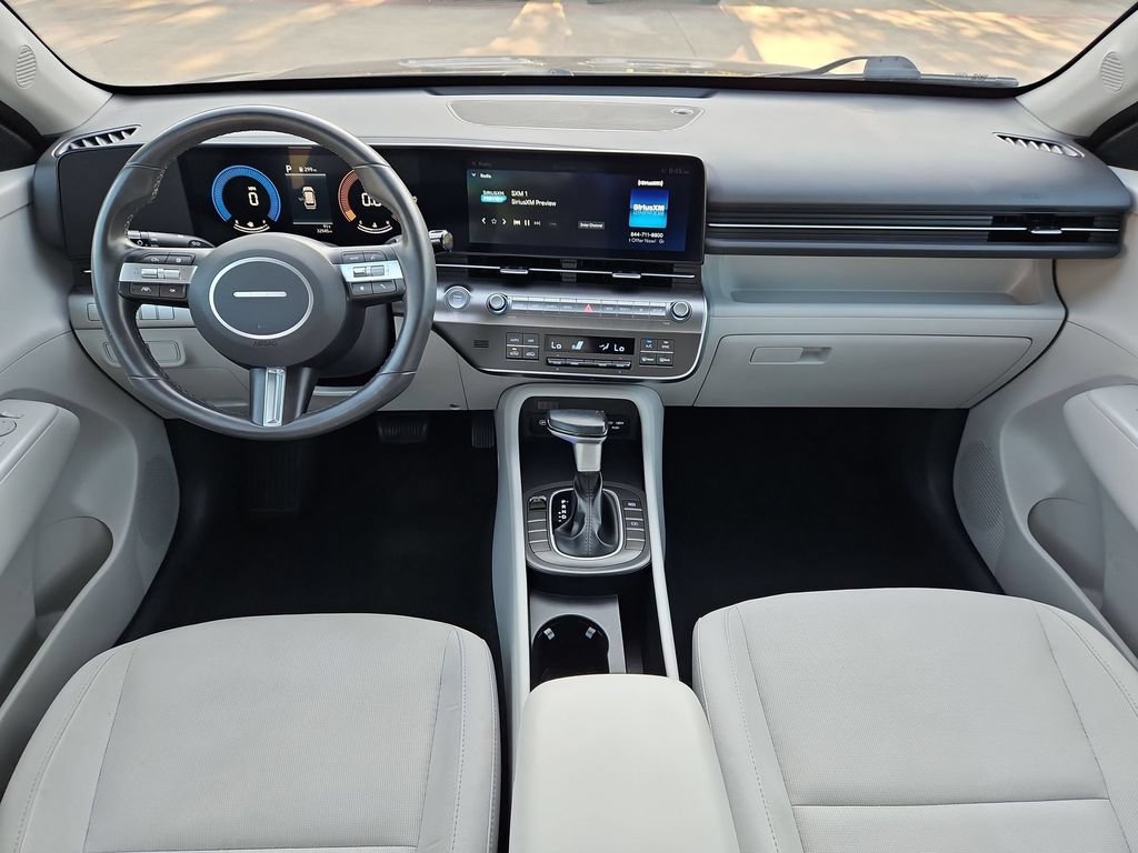 Used 2025 Hyundai Kona SEL FWD image 26