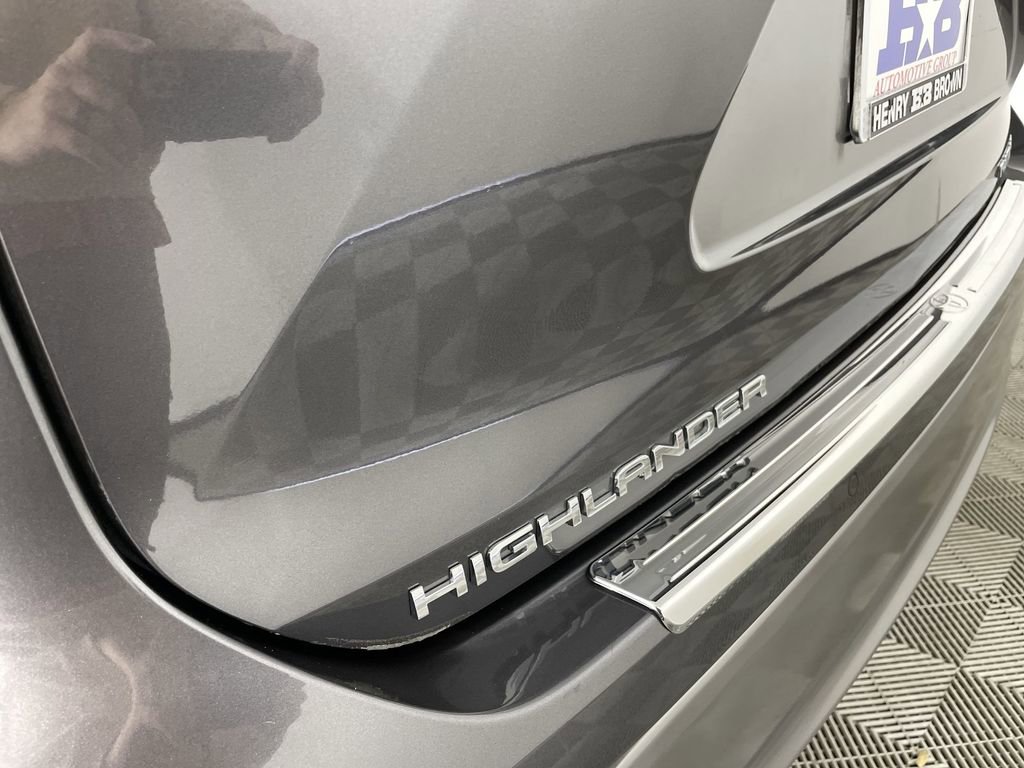 Used 2023 Toyota Highlander Platinum image 33