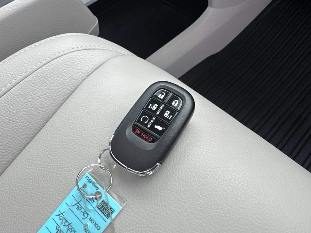 Used 2026 Honda Odyssey EX-L image 40