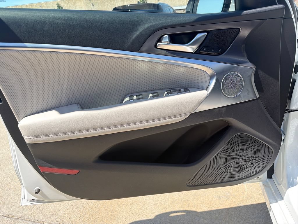 New 2026 Genesis G70 3.3T Sport Prestige RWD image 12
