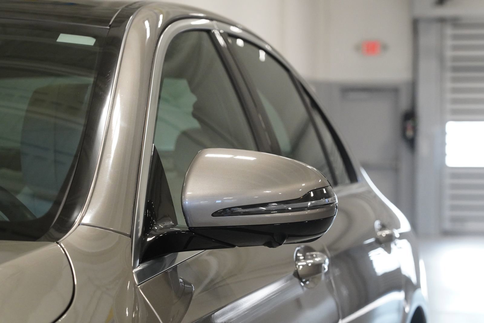 Used 2022 Mercedes-Benz E 350 4MATIC Sedan image 9