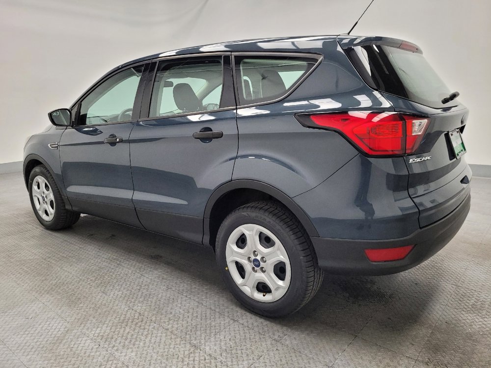 Used 2019 Ford Escape S image 3