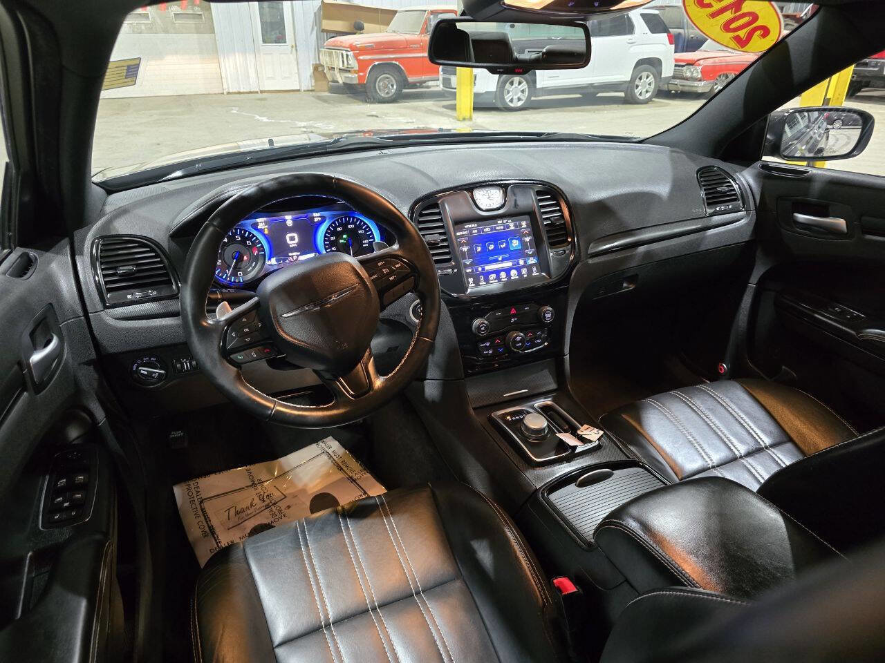 Used 2015 Chrysler 300 S image 27