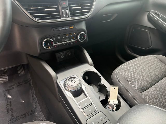 Used 2024 Ford Escape Active w/ Cold Weather Package FWD image 22