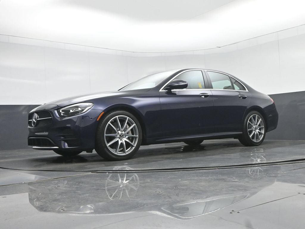 Used 2022 Mercedes-Benz E 350 Sedan w/ AMG Line Exterior image 58