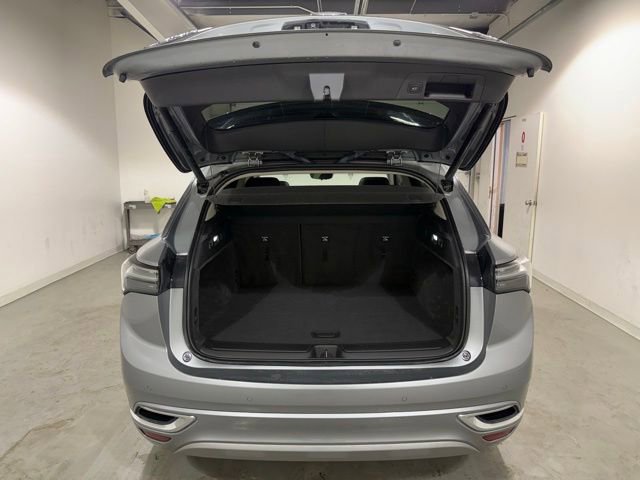 Used 2023 Buick Envision Avenir AWD/4WD image 8