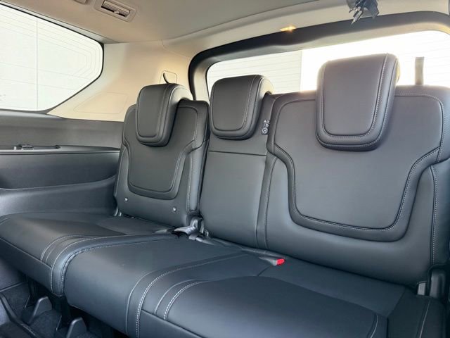 New 2026 Nissan Armada SV image 15