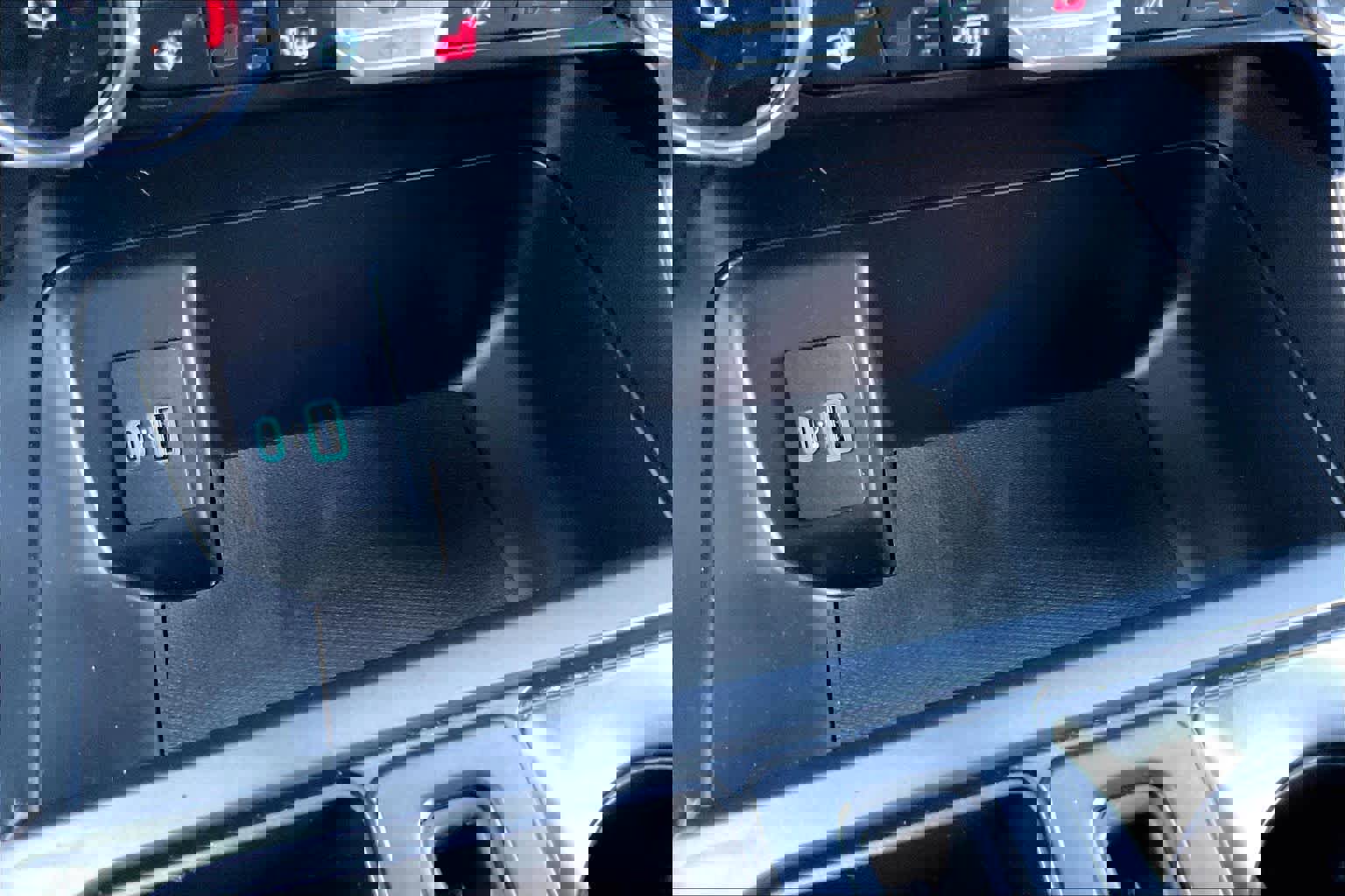 Used 2023 Ford F150 Lightning XLT w/ Equipment Group 312A High image 35