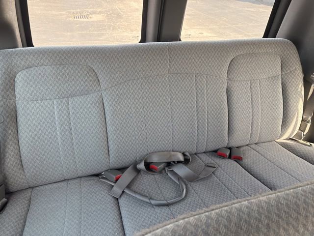 Used 2004 Chevrolet Express 3500 Extended Passenger w/ LS Preferred Equipment Group image 10