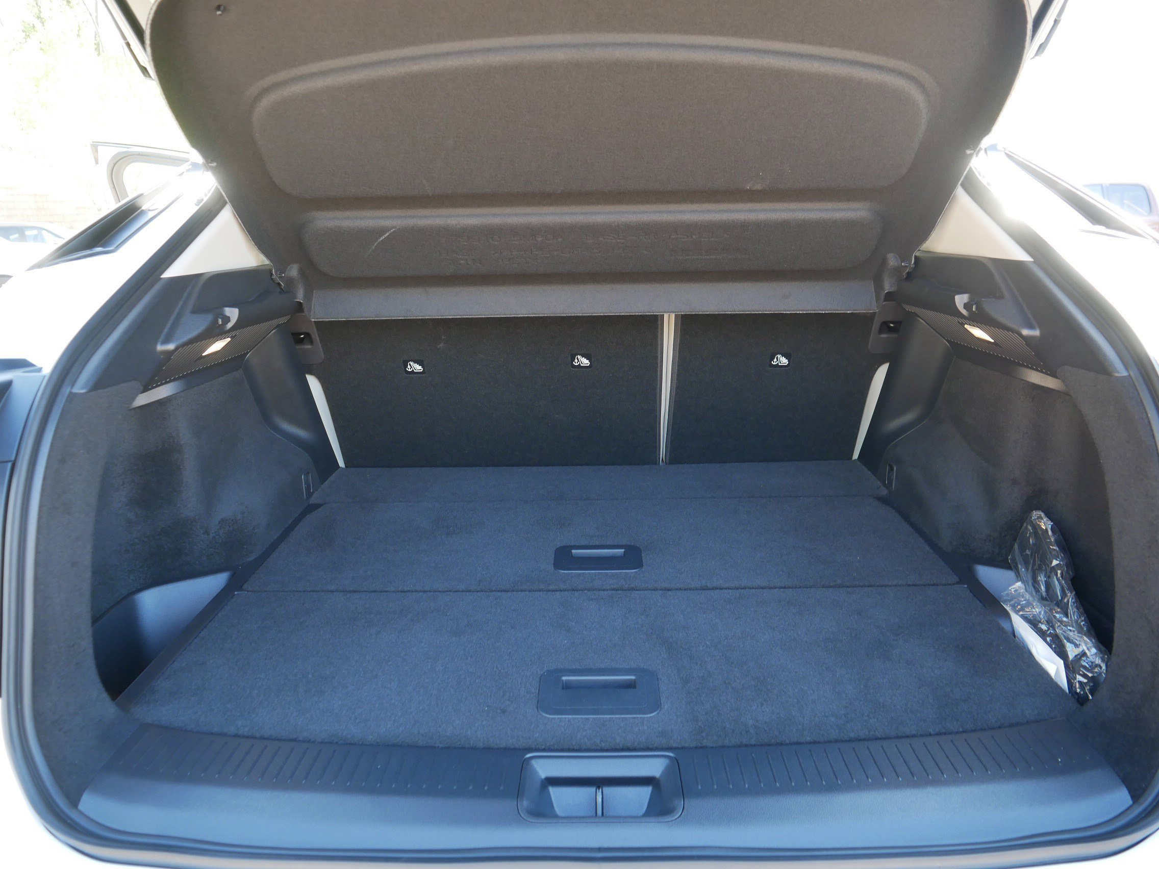 Certified 2024 Nissan Ariya AWD image 18